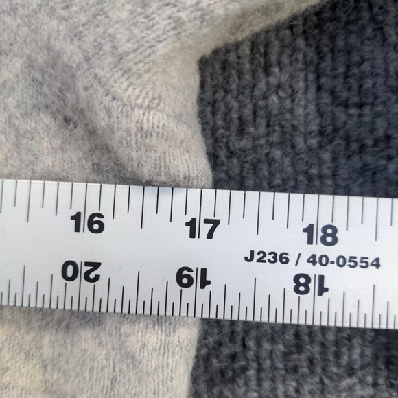 J. Crew Women's Pullover Sweater Gray Medium Long Sleeve Crew Neck Merino Alpaca - Picture 13 of 13